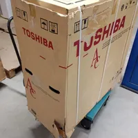 Външно тяло за мултисплит TOSHIBA RAS-4M27G3AVG-E- с дефект